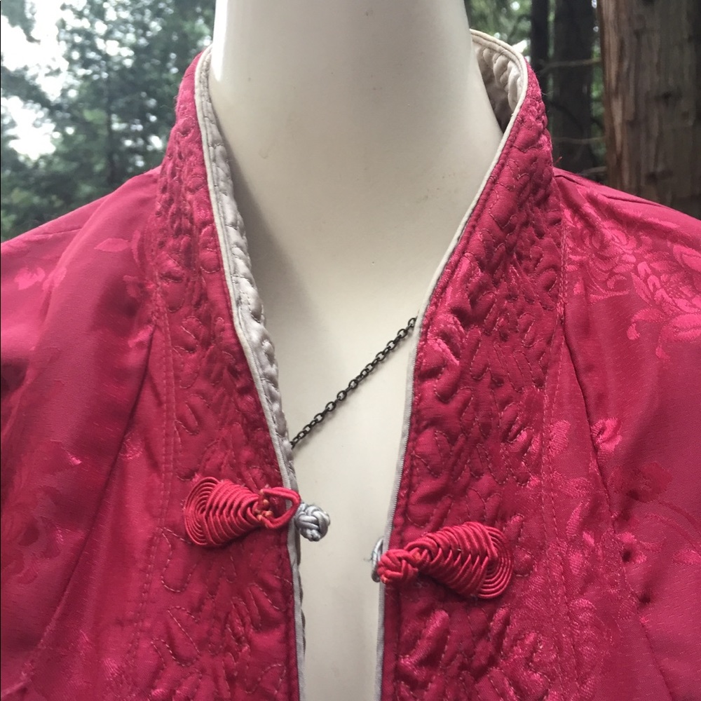 Mandarin silk reversible  quilted embroidered  burgundy jacket - Picture 4 of 16